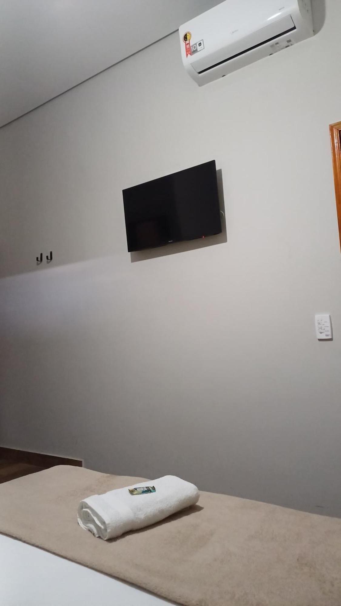 Hotel Nixon Proximo, Rodoviaria, Prefeitura E A Matriz Central Itaí Екстериор снимка