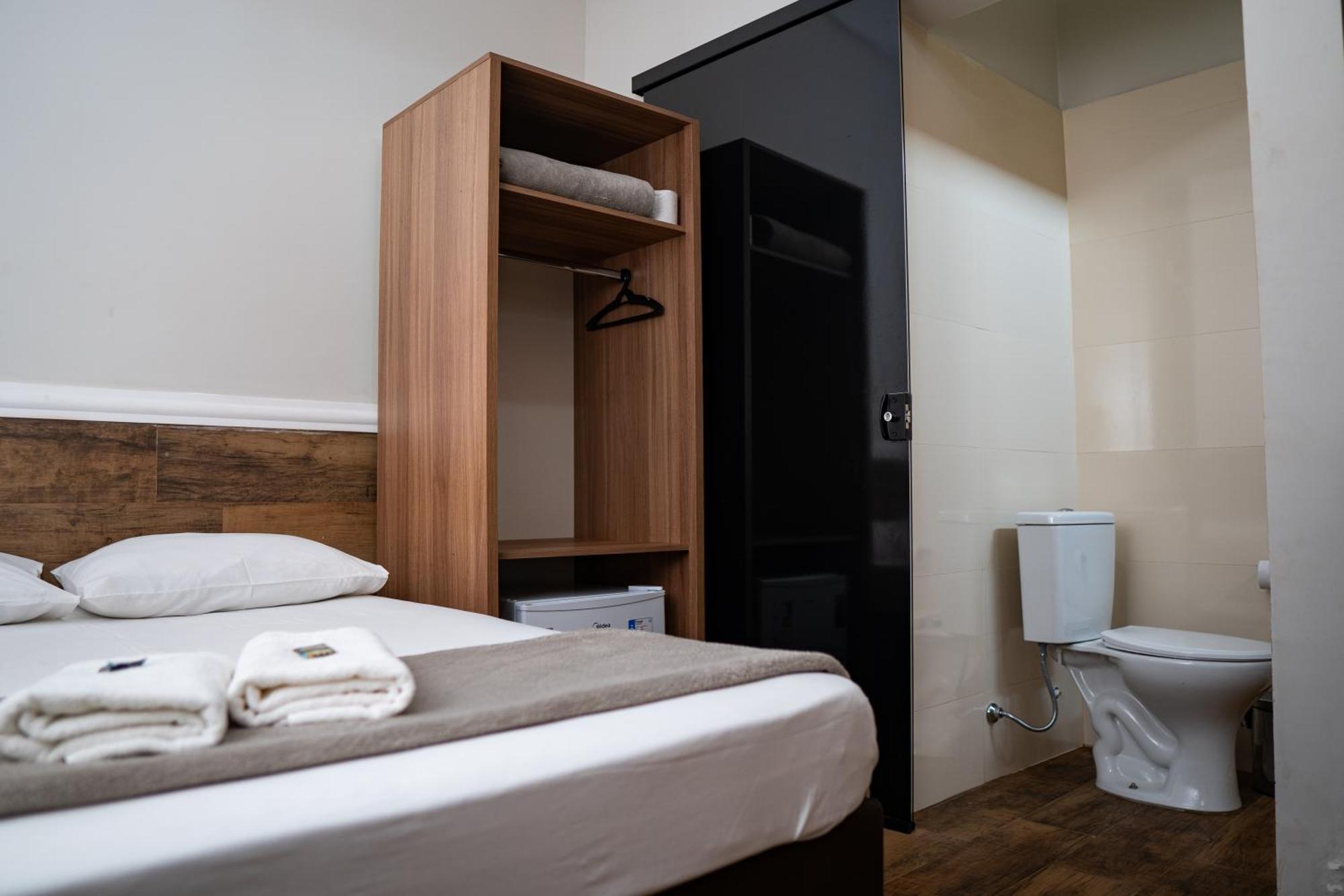 Hotel Nixon Proximo, Rodoviaria, Prefeitura E A Matriz Central Itaí Екстериор снимка
