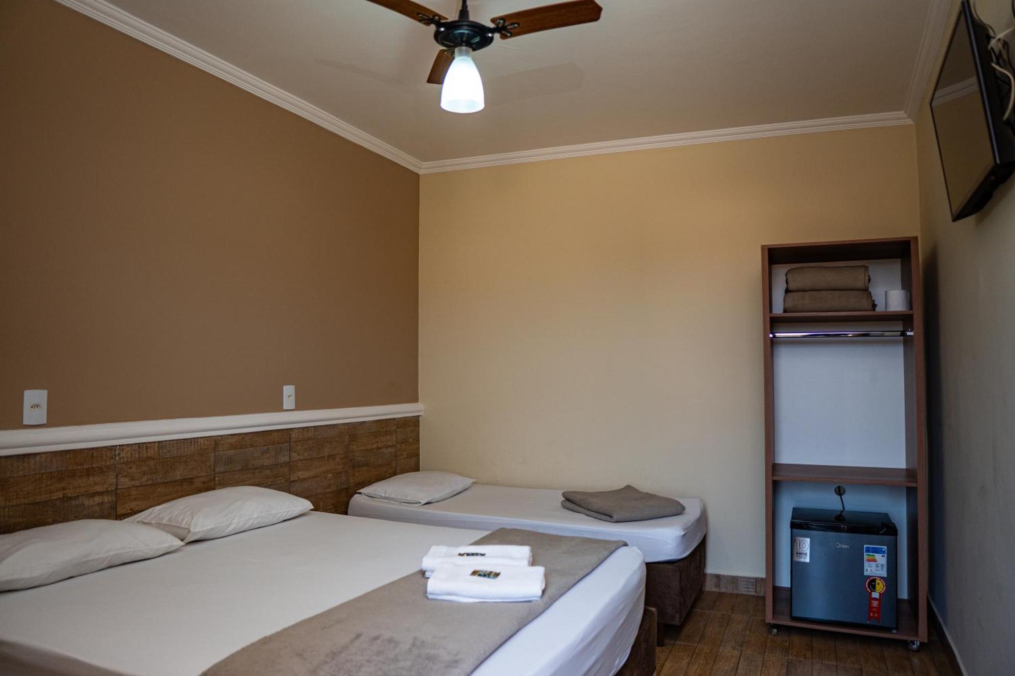 Hotel Nixon Proximo, Rodoviaria, Prefeitura E A Matriz Central Itaí Екстериор снимка