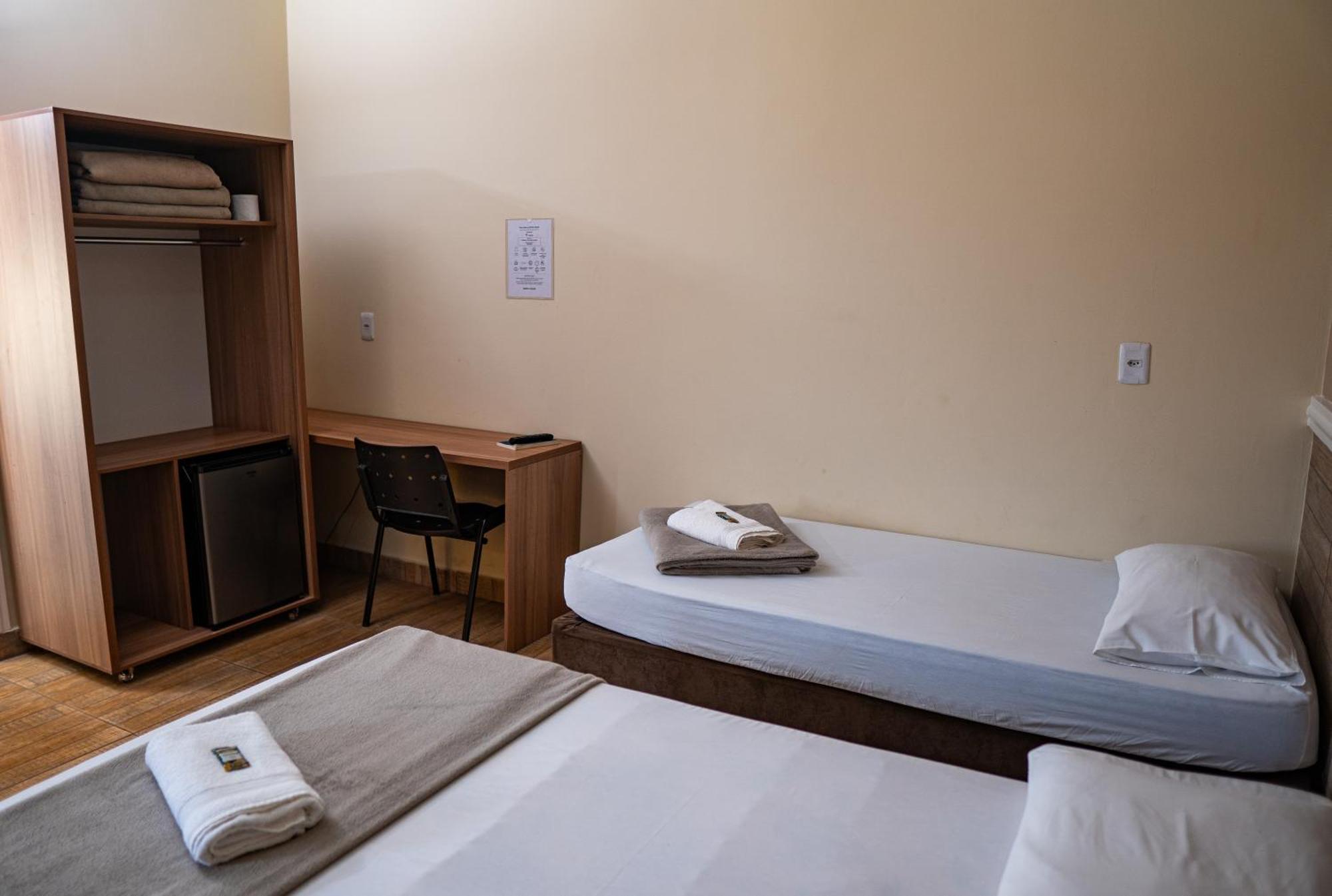 Hotel Nixon Proximo, Rodoviaria, Prefeitura E A Matriz Central Itaí Екстериор снимка