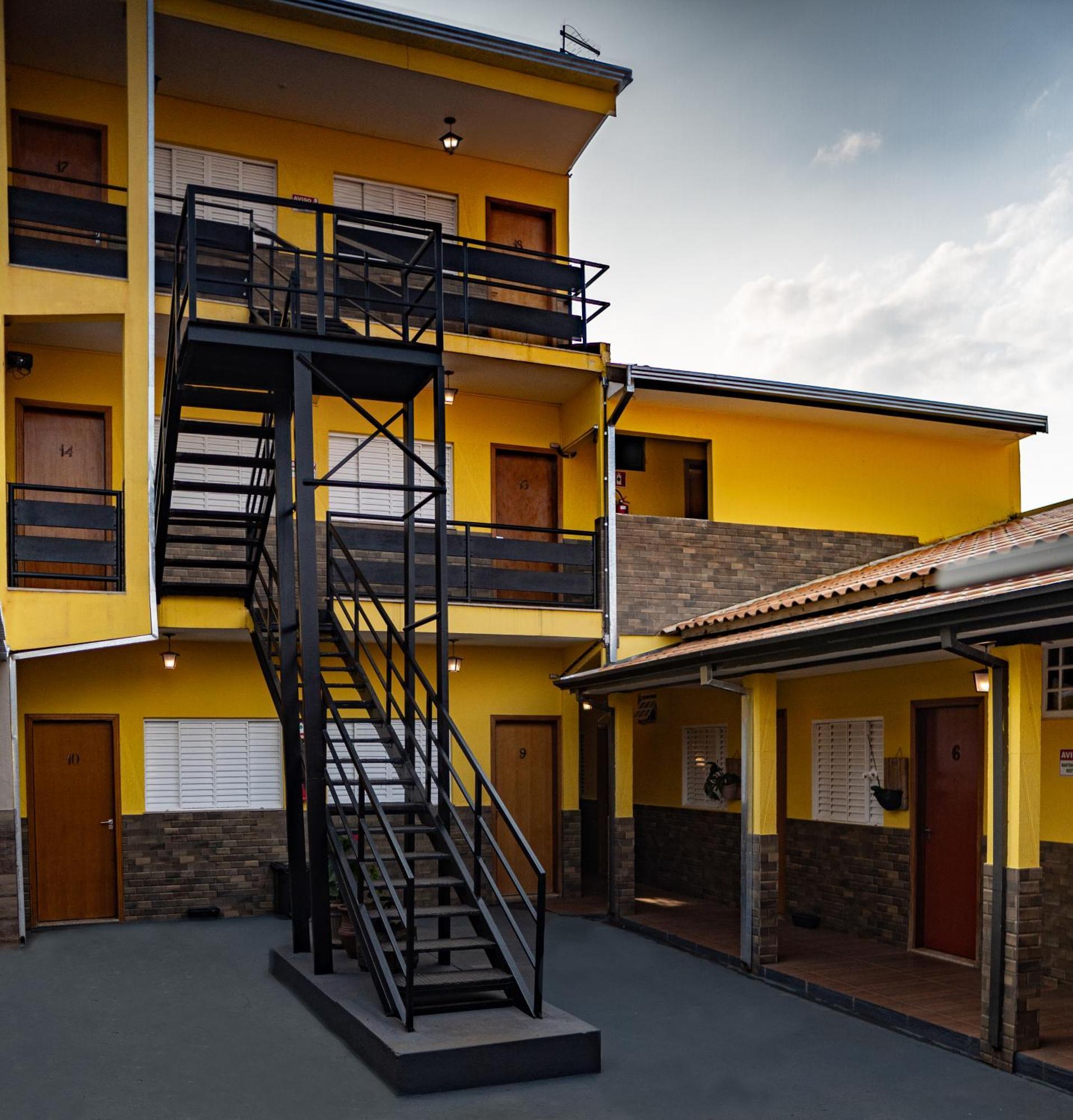 Hotel Nixon Proximo, Rodoviaria, Prefeitura E A Matriz Central Itaí Екстериор снимка